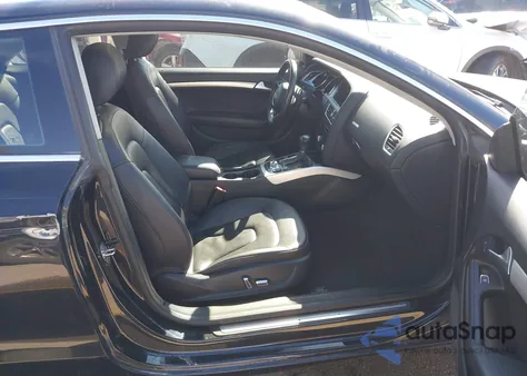 2013 Audi A5 2.0T Premium z USA, uszkodzony, nr VIN WAULFAFR3DA008775